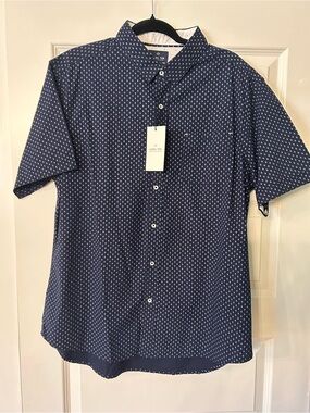 Level Ten Men's Navy Printed Button-Down Shirt